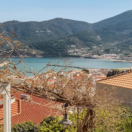 The Hidden Gem - Elegant Island Retreat